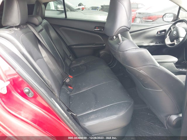 Toyota Prius Four 2018 JTDKARFUXJ3064535 Image 8