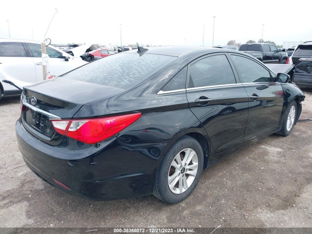 2013 HYUNDAI SONATA GLS VIN: 5NPEB4AC8DH686006