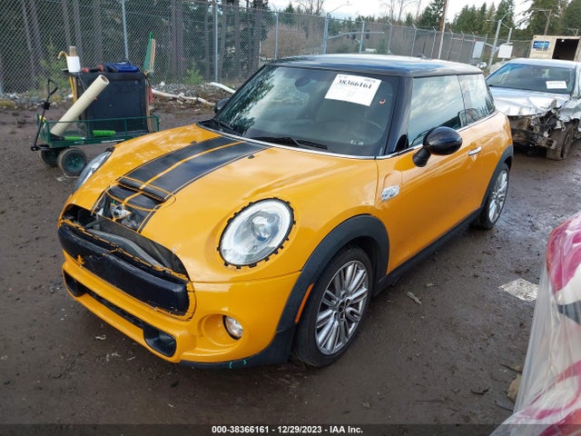 2015 MINI HARDTOP WMWXP7C5XF2A39993 Photo 1