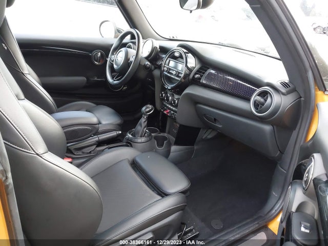 2015 MINI HARDTOP WMWXP7C5XF2A39993 Photo 4