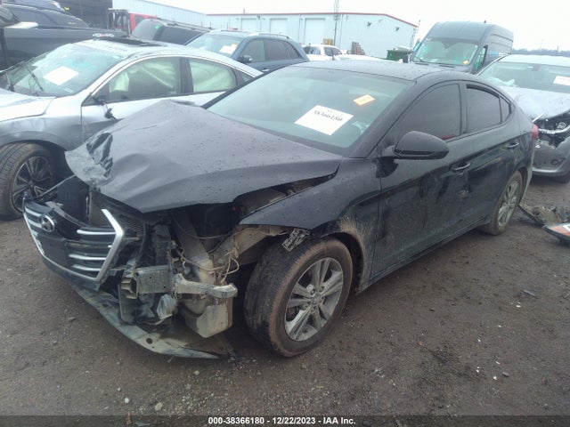 Hyundai ELANTRA SEL 2018 5NPD84LF2JH317171 Image 2