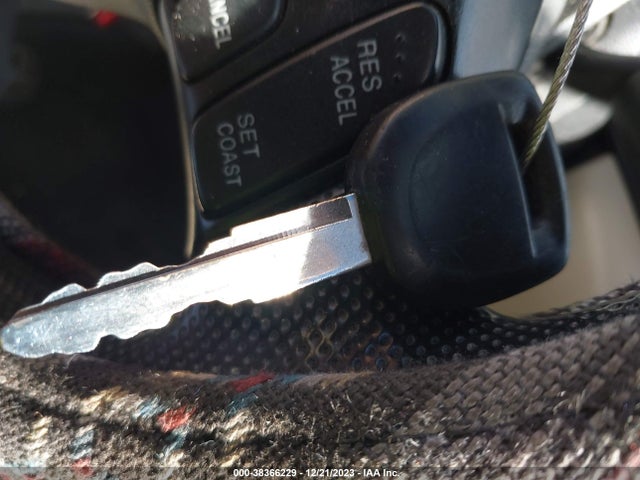 2006 MAZDA MAZDA3 I VIN: JM1BK32F861472407