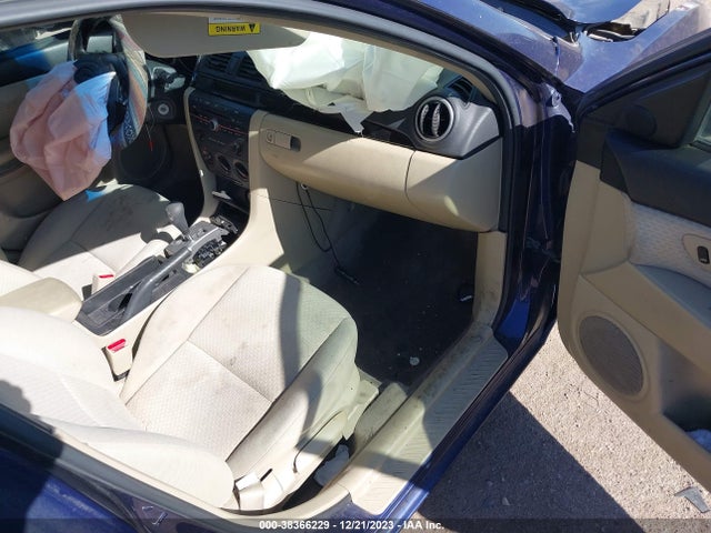 2006 MAZDA MAZDA3 I VIN: JM1BK32F861472407