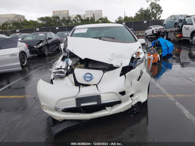 1N4AZ0CP0EC340506 Nissan LEAF SV