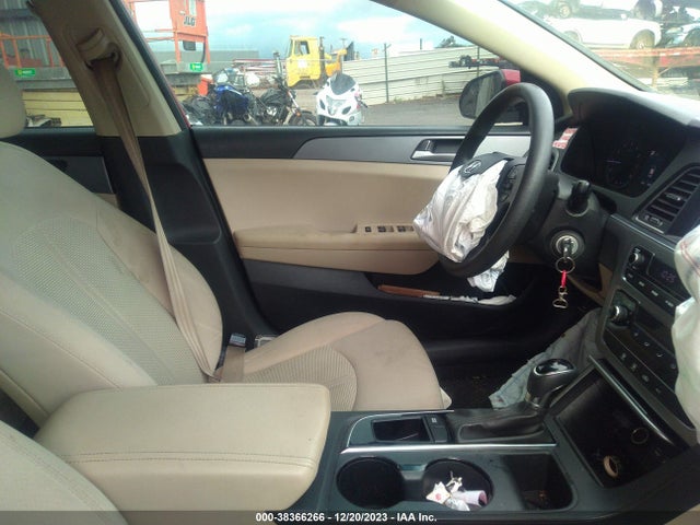 Hyundai SONATA SE 2017 5NPE24AF3HH570955 Image 5