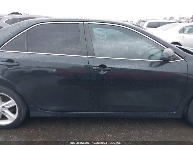 2013 TOYOTA CAMRY SE VIN: 4T1BF1FK8DU675966