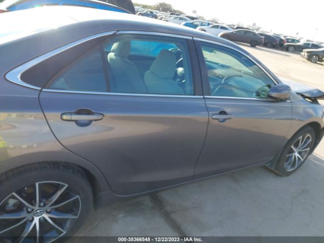 4T1BF1FK4HU435495 Toyota CAMRY LE