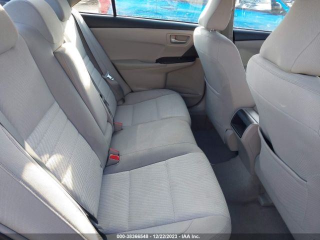 4T1BF1FK4HU435495 Toyota CAMRY LE