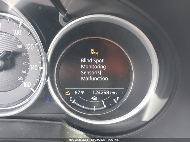 2018 MAZDA CX-5 TOURING VIN: JM3KFBCM2J0345587