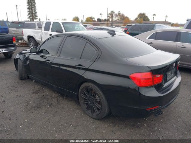 WBA3C1C54FK122002 BMW 3 Series 328i