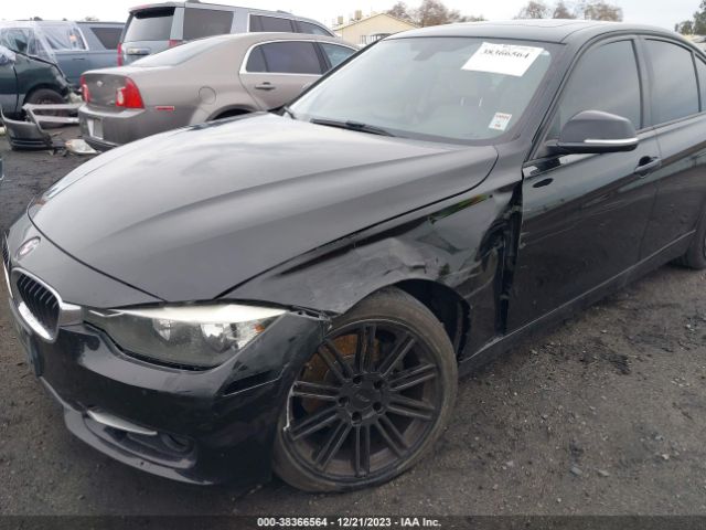 WBA3C1C54FK122002 BMW 3 Series 328i