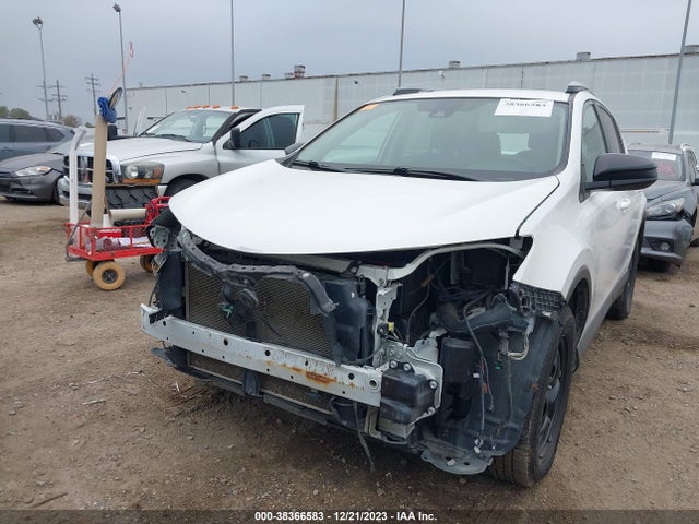 Toyota RAV4 LE 2017 2T3BFREVXHW622127 Image 13