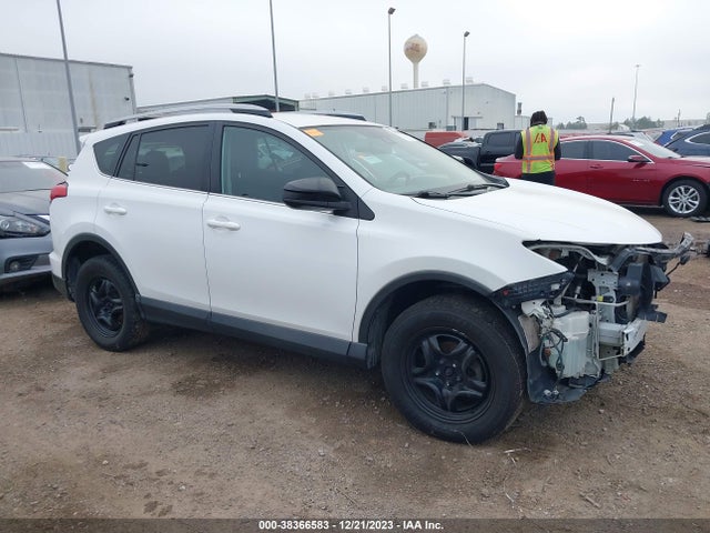 Toyota RAV4 LE 2017 2T3BFREVXHW622127 Image 14