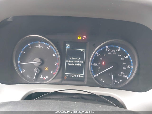 Toyota RAV4 LE 2017 2T3BFREVXHW622127 Image 16