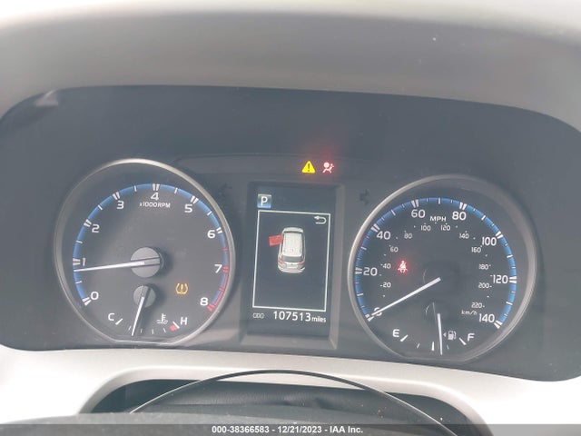 Toyota RAV4 LE 2017 2T3BFREVXHW622127 Image 7