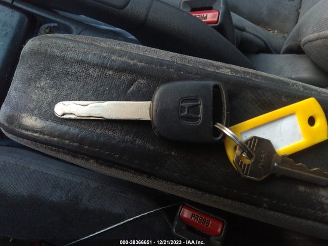 2003 HONDA CIVIC LX VIN: 2HGES16543H507171