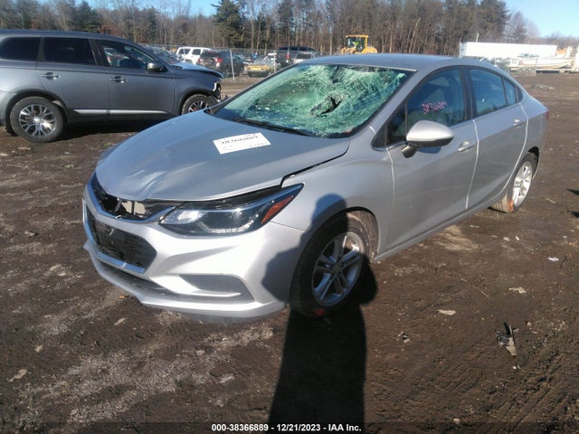 Chevrolet Cruze Lt Auto 2018 1G1BE5SMXJ7167846 Image 2