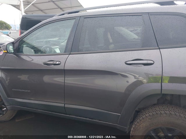2018 JEEP CHEROKEE TRAILHAWK 4X4 VIN: 1C4PJMBX1JD502863