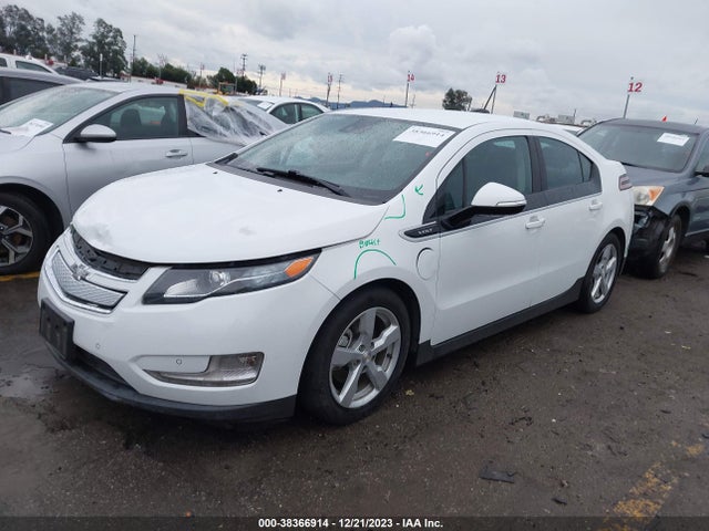 Chevrolet Volt 2015 1G1RD6E45FU108750 Image 2