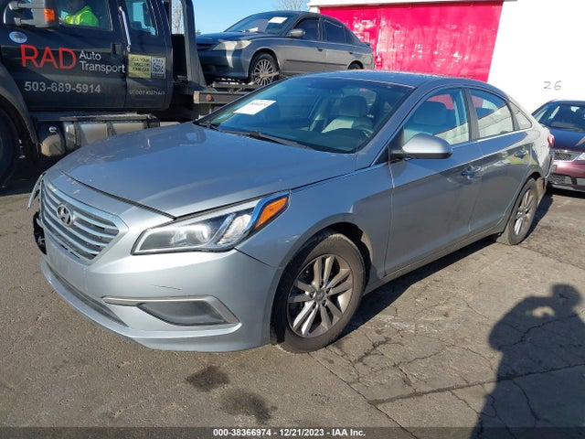 Hyundai Sonata 2017 5NPE24AF5HH477192 Image 2