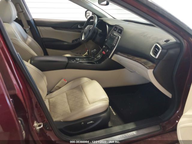 1N4AA6AP9GC428132 Nissan Maxima 3.5 Platinum