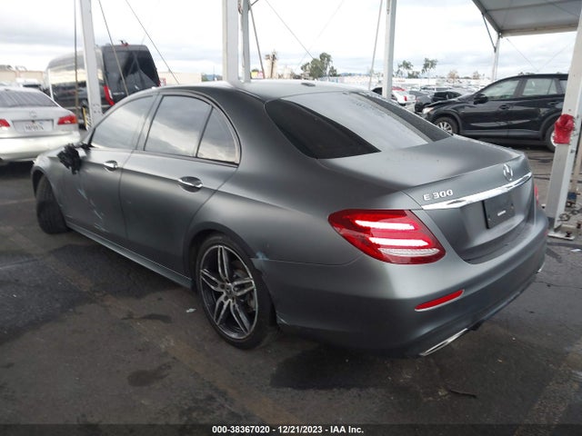 2019 MERCEDES-BENZ E 300 VIN: WDDZF4JB8KA606470