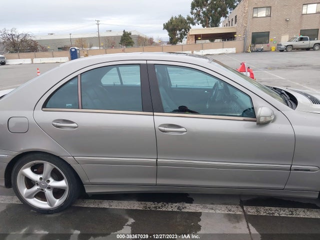 2004 MERCEDES-BENZ C 230 KOMPRESSOR SPORT/SPORT VIN: WDBRF40J94A609981