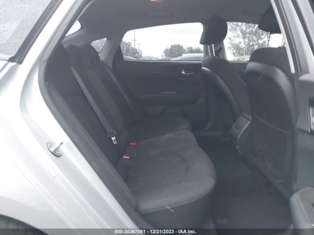 5XXGT4L38LG421938 KIA Optima Lx