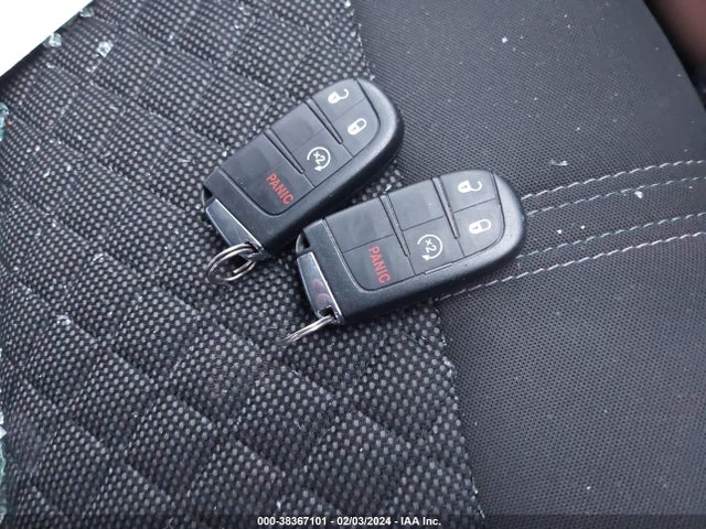 3C4NJDCB3JT354218 Jeep Compass Limited 4x4