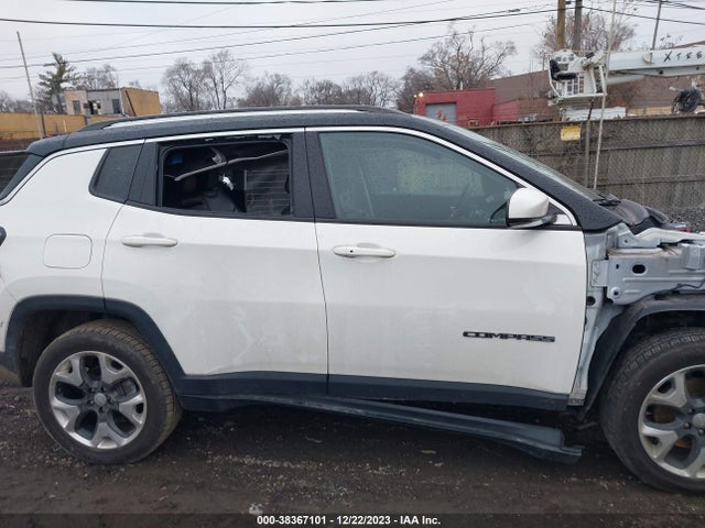 3C4NJDCB3JT354218 Jeep Compass Limited 4x4