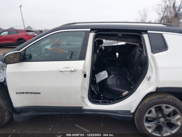3C4NJDCB3JT354218 Jeep Compass Limited 4x4