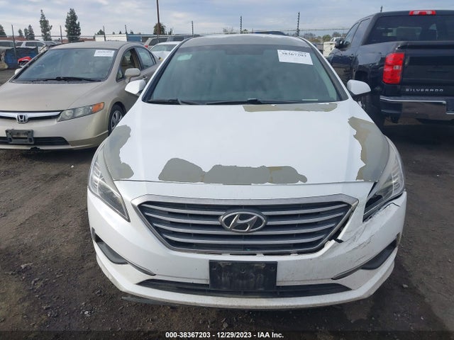 2017 HYUNDAI SONATA SE VIN: 5NPE24AF5HH447402