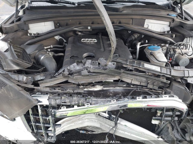 WA1C2AFP8HA068564 Audi Q5 2.0t Premium