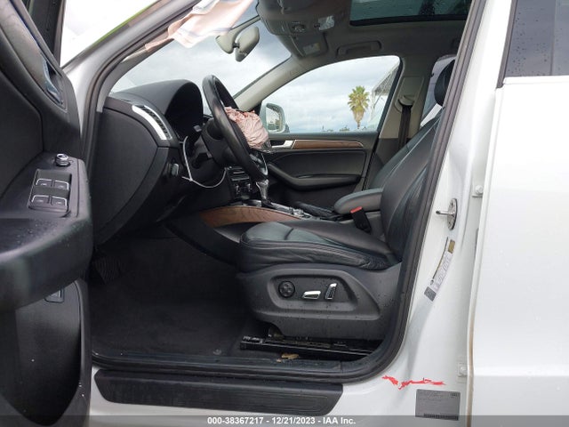 WA1C2AFP8HA068564 Audi Q5 2.0t Premium