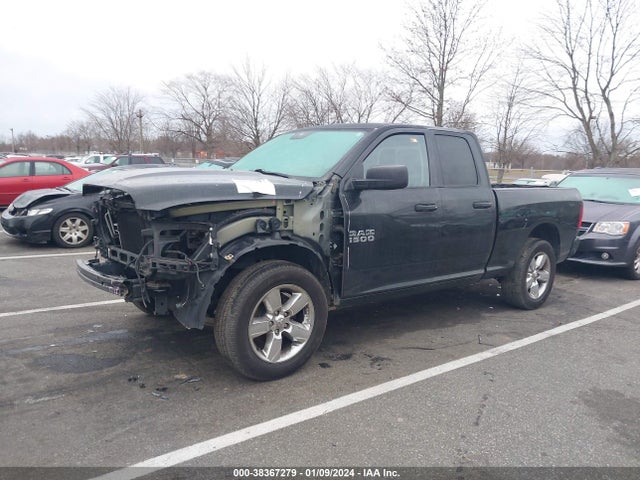 2018 RAM 1500 EXPRESS QUAD CAB 4X4 6'4 BOX VIN: 1C6RR7FTXJS302397