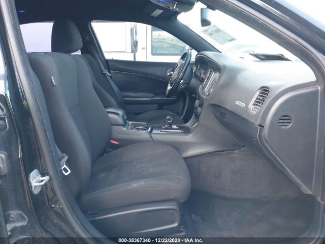 2C3CDXHG5EH145487 Dodge Charger Sxt
