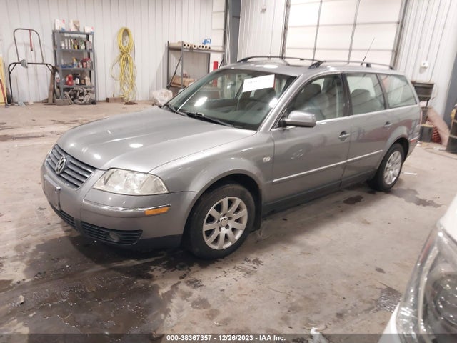 2002 VOLKSWAGEN PASSAT GLS VIN: WVWVD63B62E214751