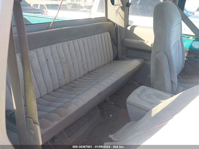 1994 GMC SIERRA K2500 VIN: 2GTFK29K9R1585635