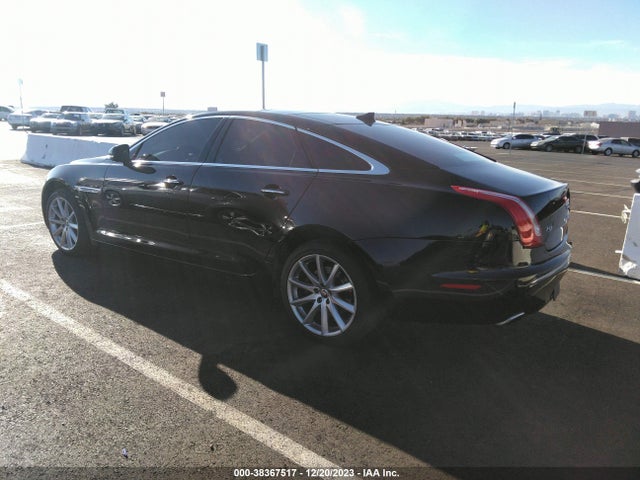 2013 JAGUAR XJ SAJWA1C74D8V41891 Photo 2