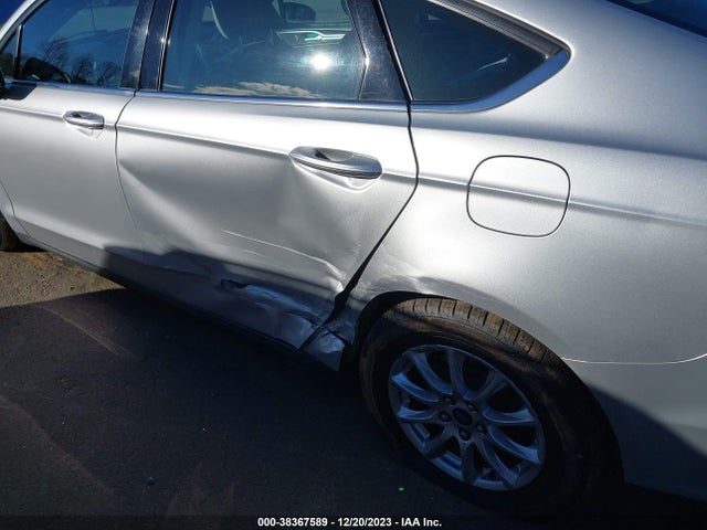 2015 FORD FUSION S VIN: 3FA6P0G76FR287867
