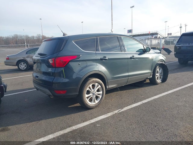 2019 FORD ESCAPE SE VIN: 1FMCU9GD5KUC43695