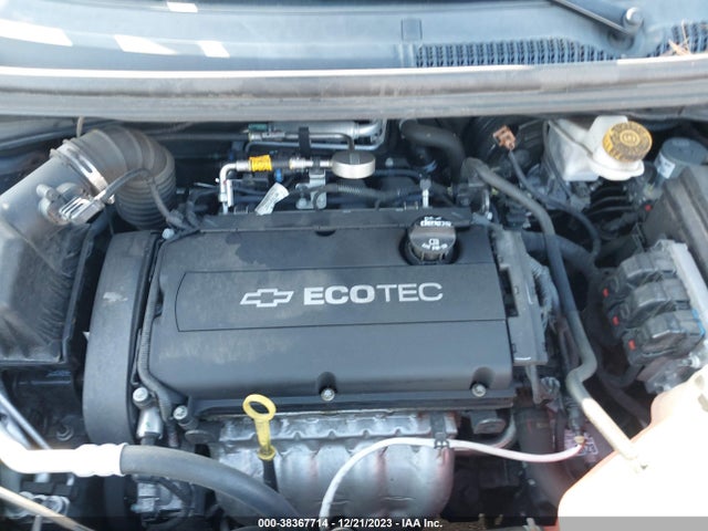 Chevrolet Sonic Lt Auto 2018 1G1JD5SH3J4116126 Image 10