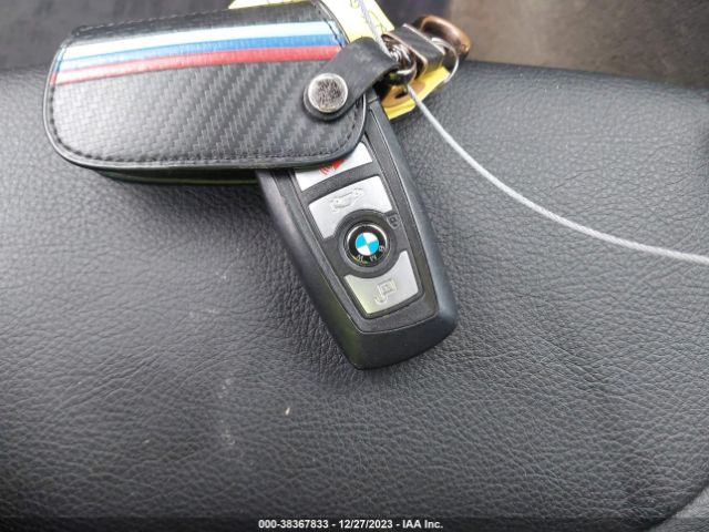 WBA8E5G57GNU20139 BMW 320i Xdrive