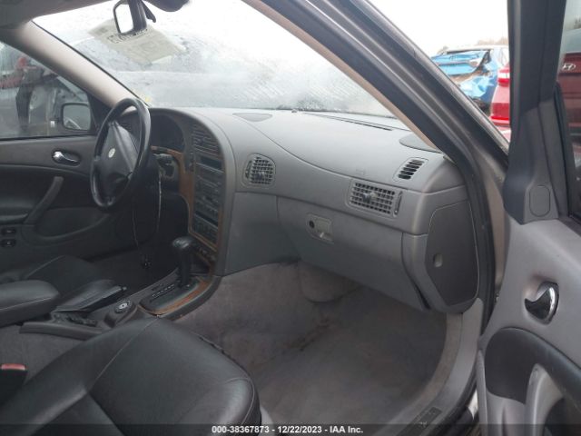 2002 SAAB 9-5 YS3ED59Z423039838 Photo 4
