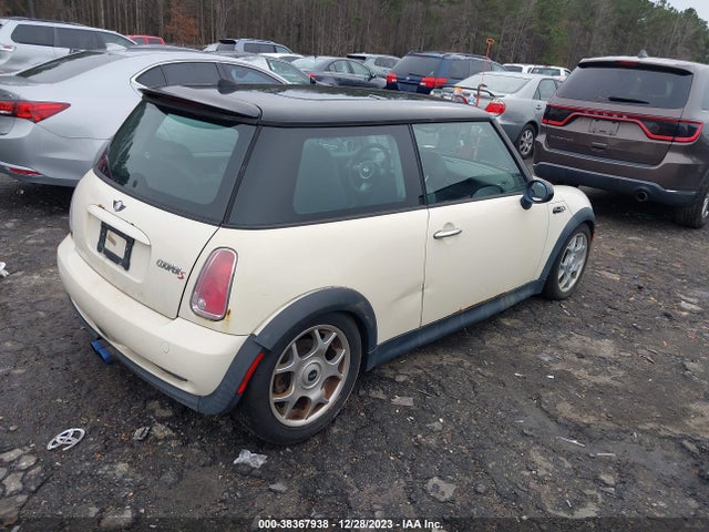 2005 MINI COOPER S WMWRE33455TD92214 Photo 3