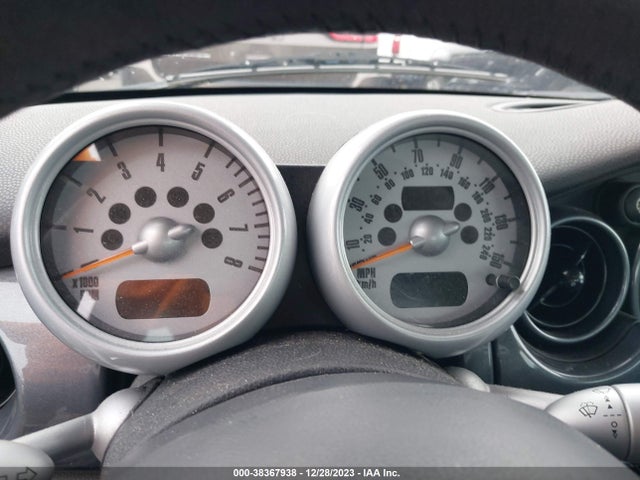 2005 MINI COOPER S WMWRE33455TD92214 Photo 6