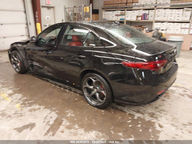ZARFANBN1M7640850 Alfa Romeo Giulia Ti Sport