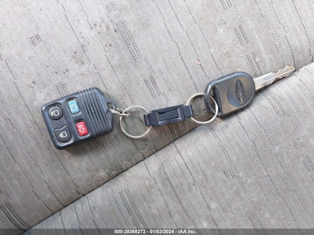 2011 FORD FOCUS SE VIN: 1FAHP3FN5BW133622
