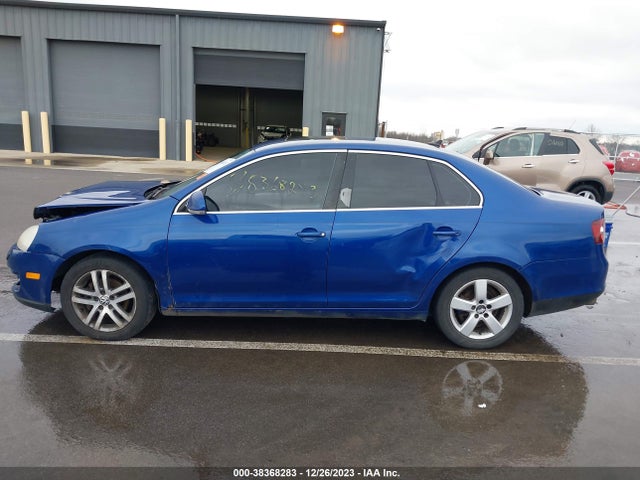 2009 VOLKSWAGEN JETTA SE/SEL VIN: 3VWRM71K09M030319