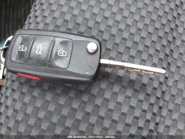 3VW2K7AJ1EM367400 Volkswagen Jetta 2.0l S